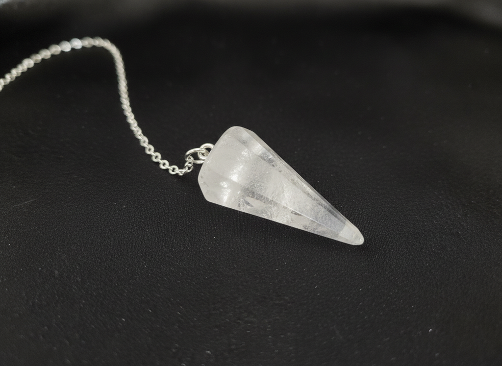 Wahadło kamienne – białe